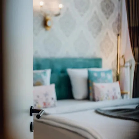 Sky & Sky Bar Appart hôtel 3*