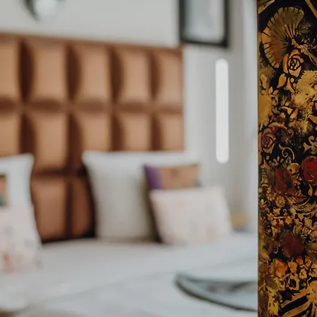 Sky & Sky Bar Appart hôtel