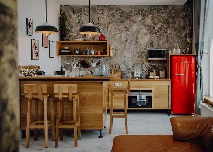 Sky & Sky Bar Apartmanhotel