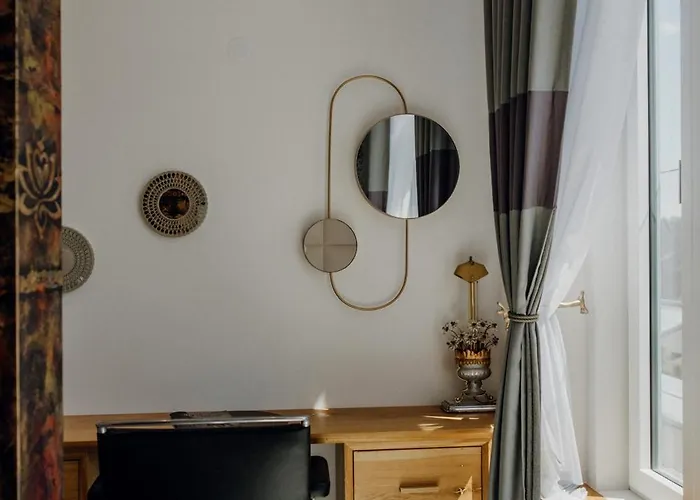 Sky & Sky Bar 3* Weimar